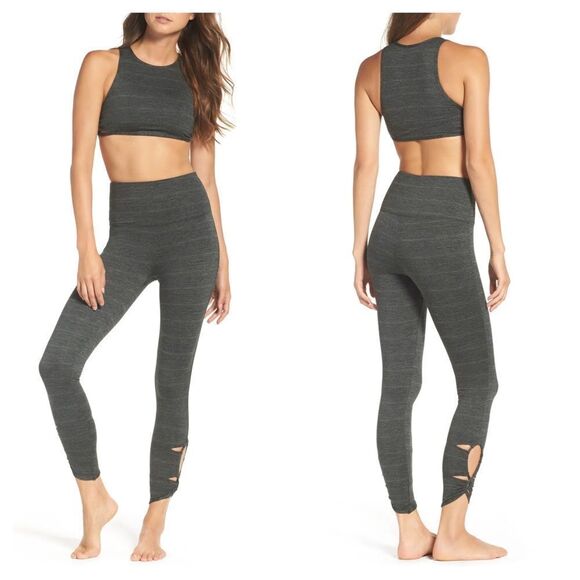 Free People FP Movement Revolve Leggings Yoga Pants XS - Picture 1 of 7